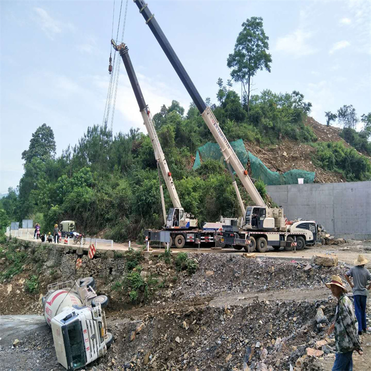 怒江怒江24小时应急道路救援吊装吊装现场实拍